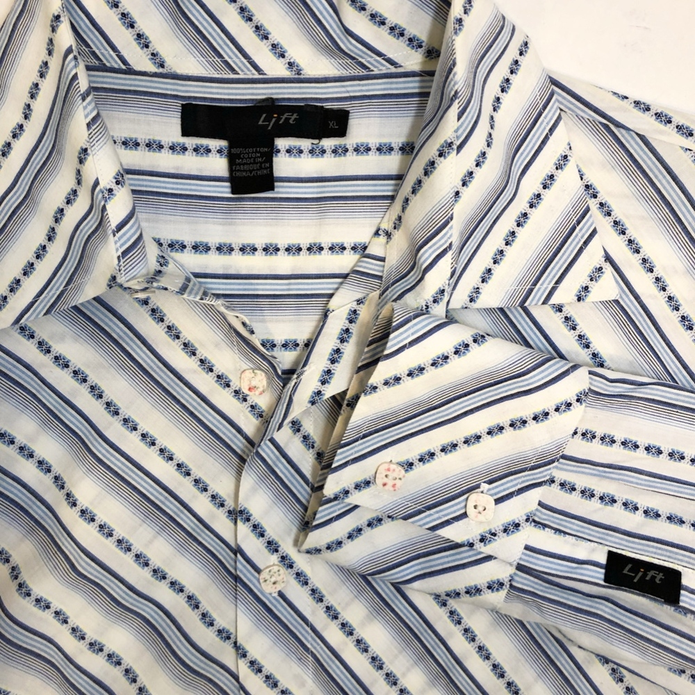 Lift-Diagonal Stripe Long Sleeve Button Up Shirt